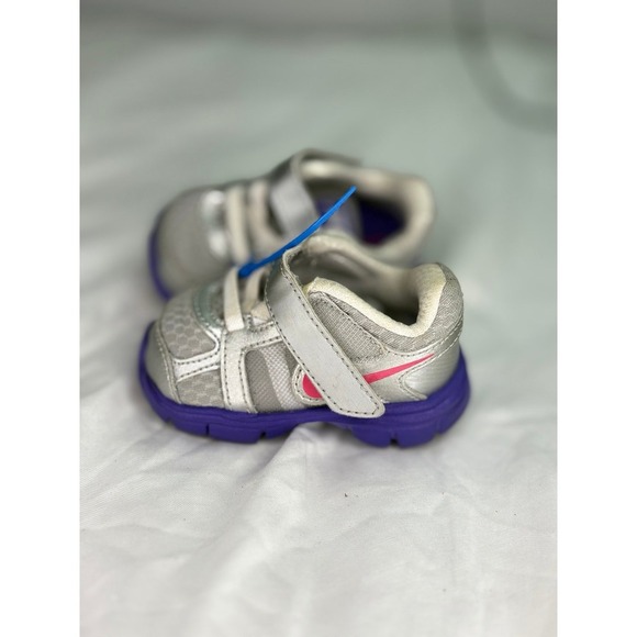 Baby 3c Nike purple shoes - Picture 3 of 8